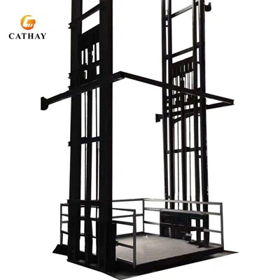 Elevador de carga de materiales entre pisos